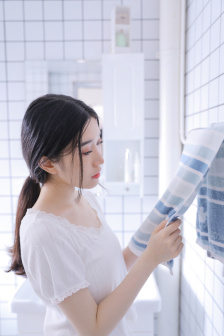 情趣内衣秀春光